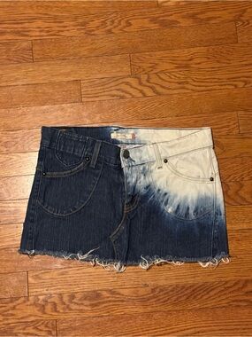 Levi's Bleached Dye Denim Mini Skirt